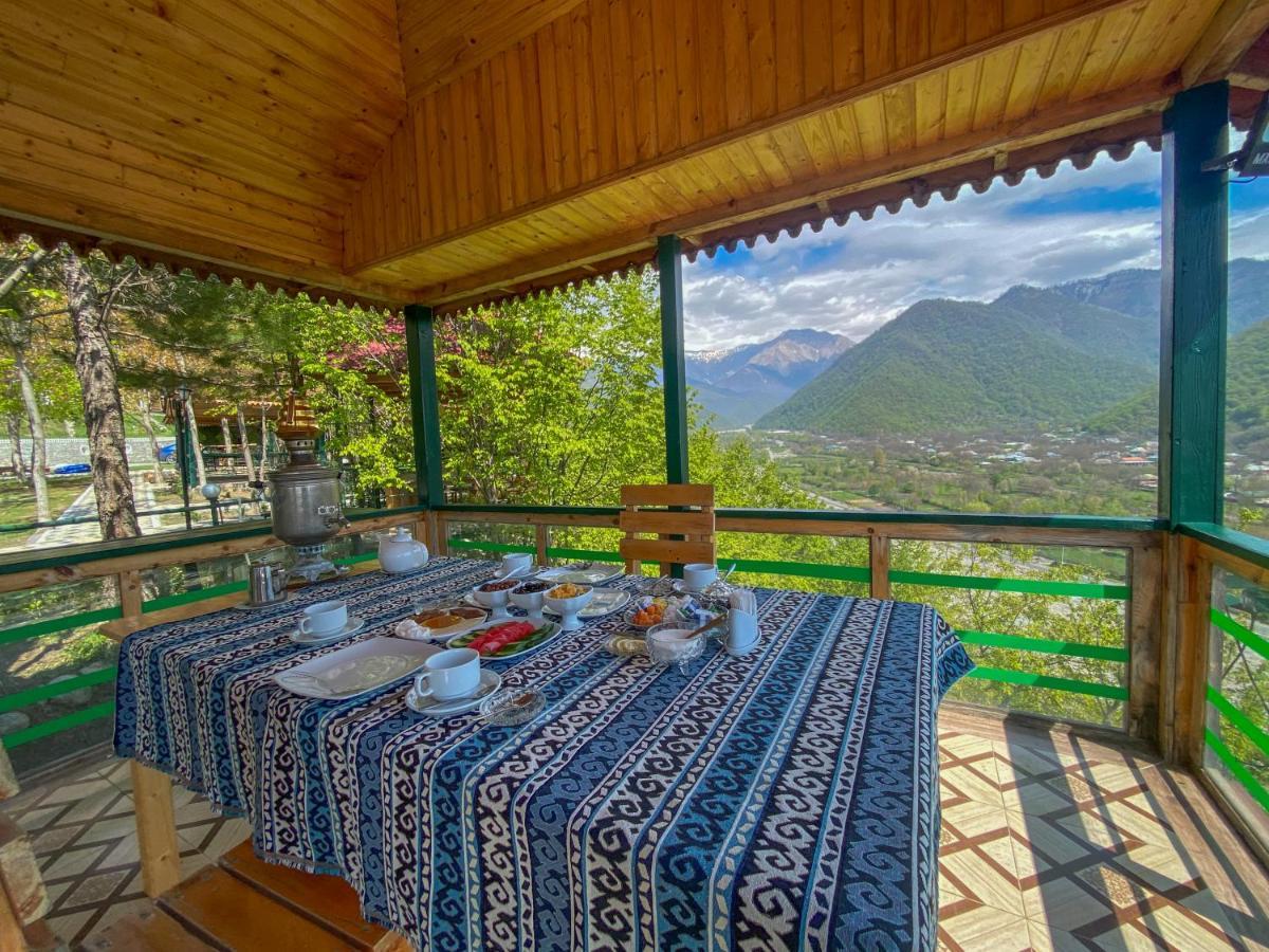 Kungut Hotel&Resort Şǝki Exterior foto