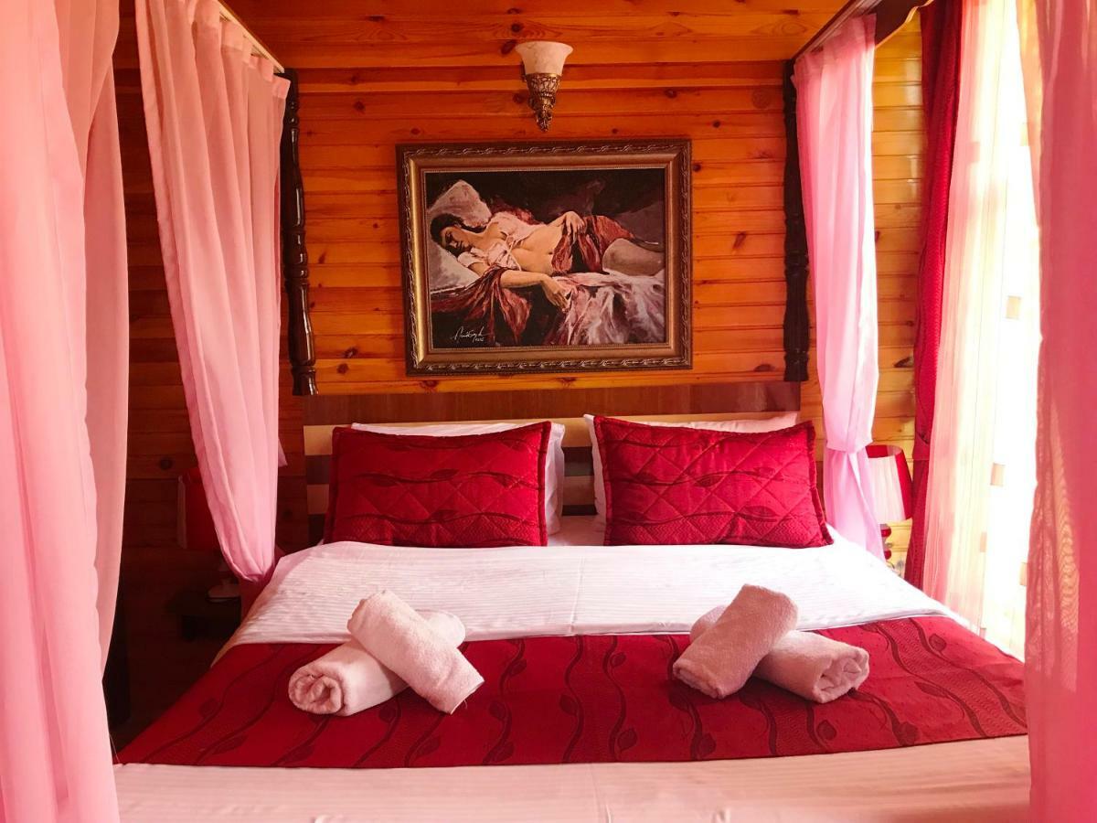 Kungut Hotel&Resort Şǝki Exterior foto